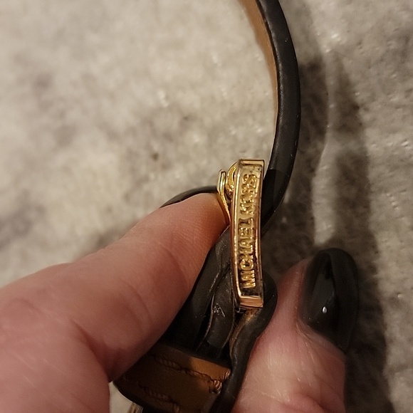 Michael Kors Jet Set Travel Large Logo Messenger Bag~EUC - Picture 6 of 16